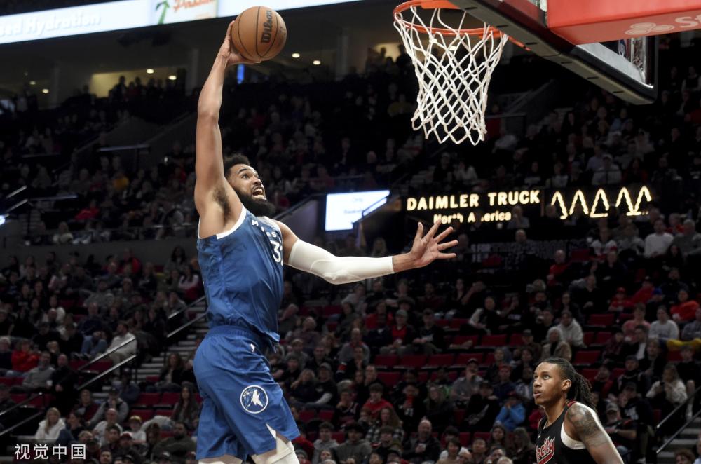 在勇攀高峰 在勇攀高峰