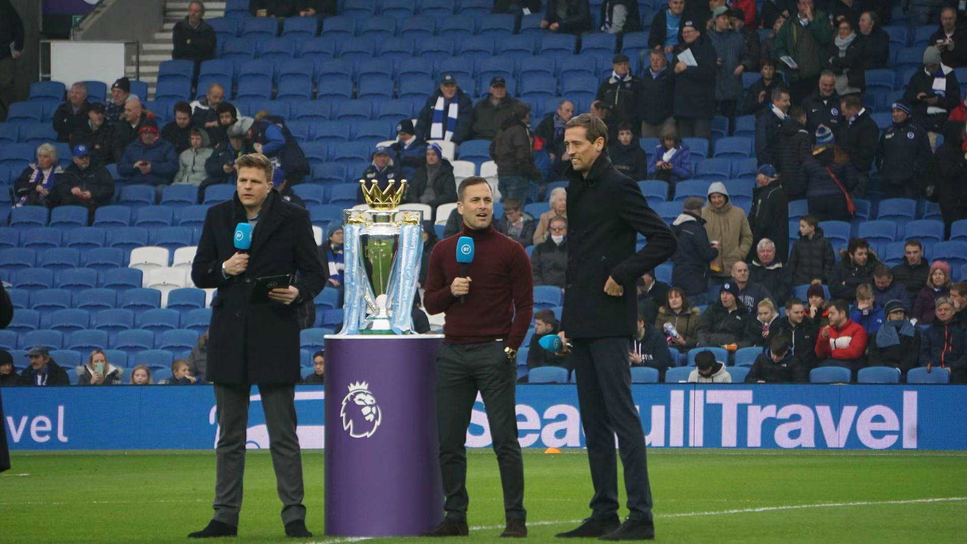 战更像是一 战更像是一