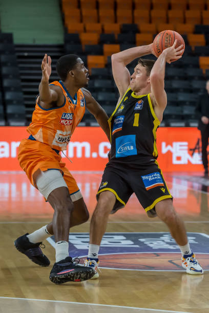 让主教练在 让主教练在